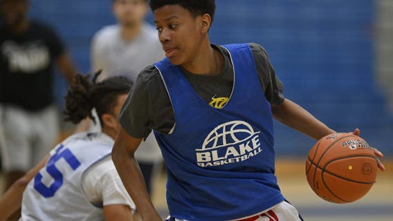 Nearly 7ft teen, Baba Oladotun, turns heads as nation's top ranked sophomore