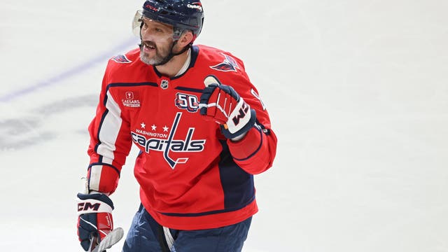 Did Ovechkin score? One more goal to break Gretzky record