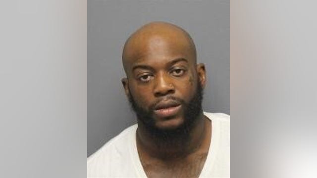 Man charged after stealing car with 6-year-old child inside, Manassas police say