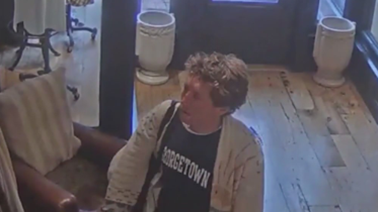 Police searching for man accused of stealing K Ralph Lauren bag from Georgetown store Police searching for man accused of stealing K Ralph Lauren bag from Georgetown store