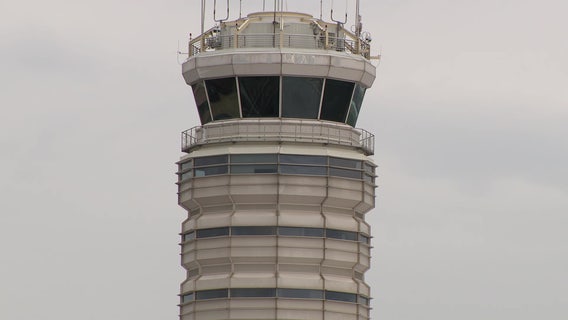 Fire alarm in Reagan National Airport control tower pauses flights, causes delays