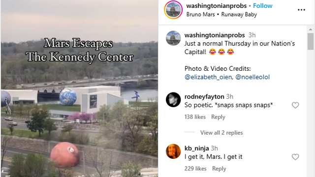 Giant Mars inflatable rolls away from Kennedy Center's 'Celestial Bodies' display: video