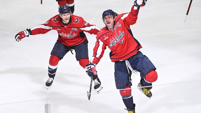Ovechkin scores 1st playoff overtime goal as Capitals beat Canadiens in Game 1