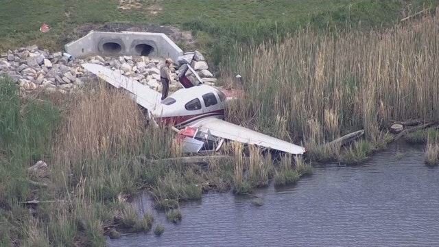 Plane at Bay Bridge Airport goes into water, passengers safely removed: reports