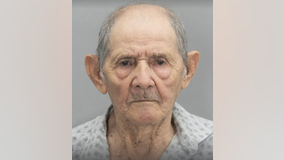 80-year-old arrested for allegedly trying to abduct, sexually assault child