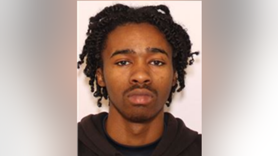 DC man wanted for allegedly shooting, killing woman in Southeast: police