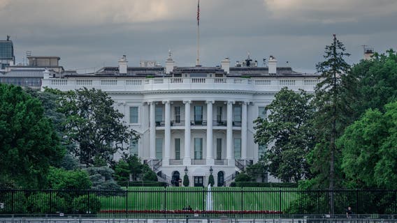 President Trump, Chinese President Xi Jinping end DC visit with trade truce and National Archives Tour