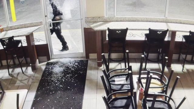 Exclusive: Surveillance video captures suspect linked to string of Fairfax County burglaries