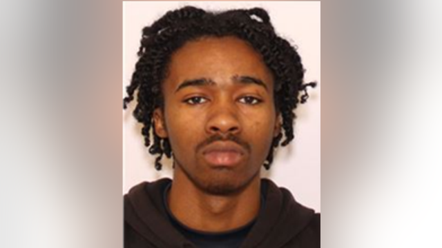 DC man wanted for allegedly shooting, killing woman in Southeast: police