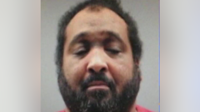 Former DC police officer charged with sex trafficking children