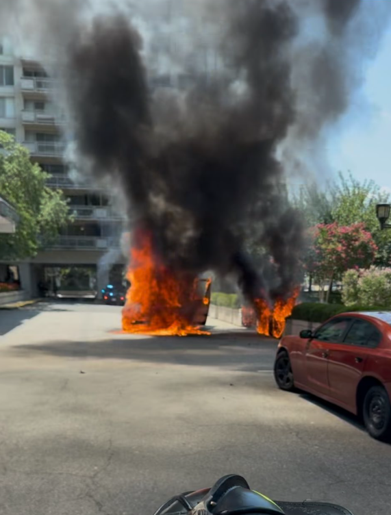 Delivery truck fire in Virginia under investigation