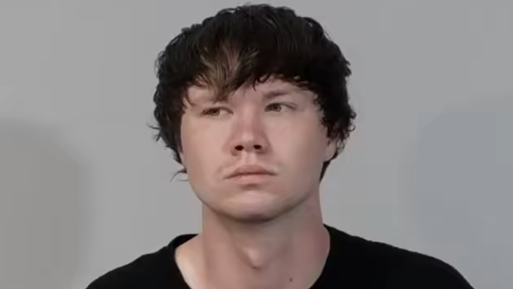 Suspect armed with knife hid in Wawa women's restroom, climbed into victim's stall: police