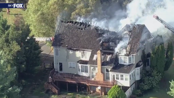 5 displaced after massive fire destroys Montgomery County home