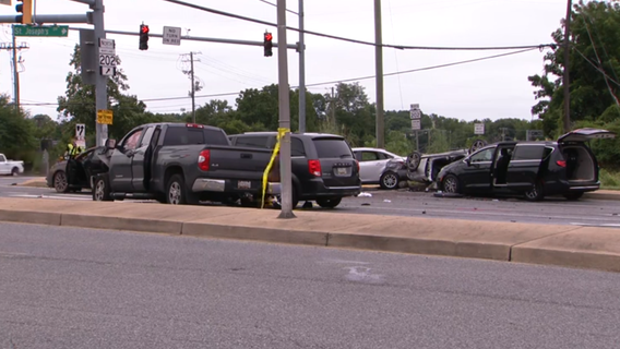 Fatal crash involving 8 cars in Prince George's County