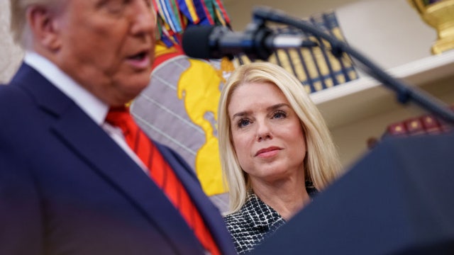 Bondi directs DOJ to launch probe into Trump-Russia investigation