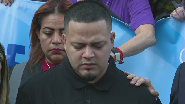 Kilmar Abrego Garcia: Federal judge bars ICE from re-detaining Garcia through Christmas