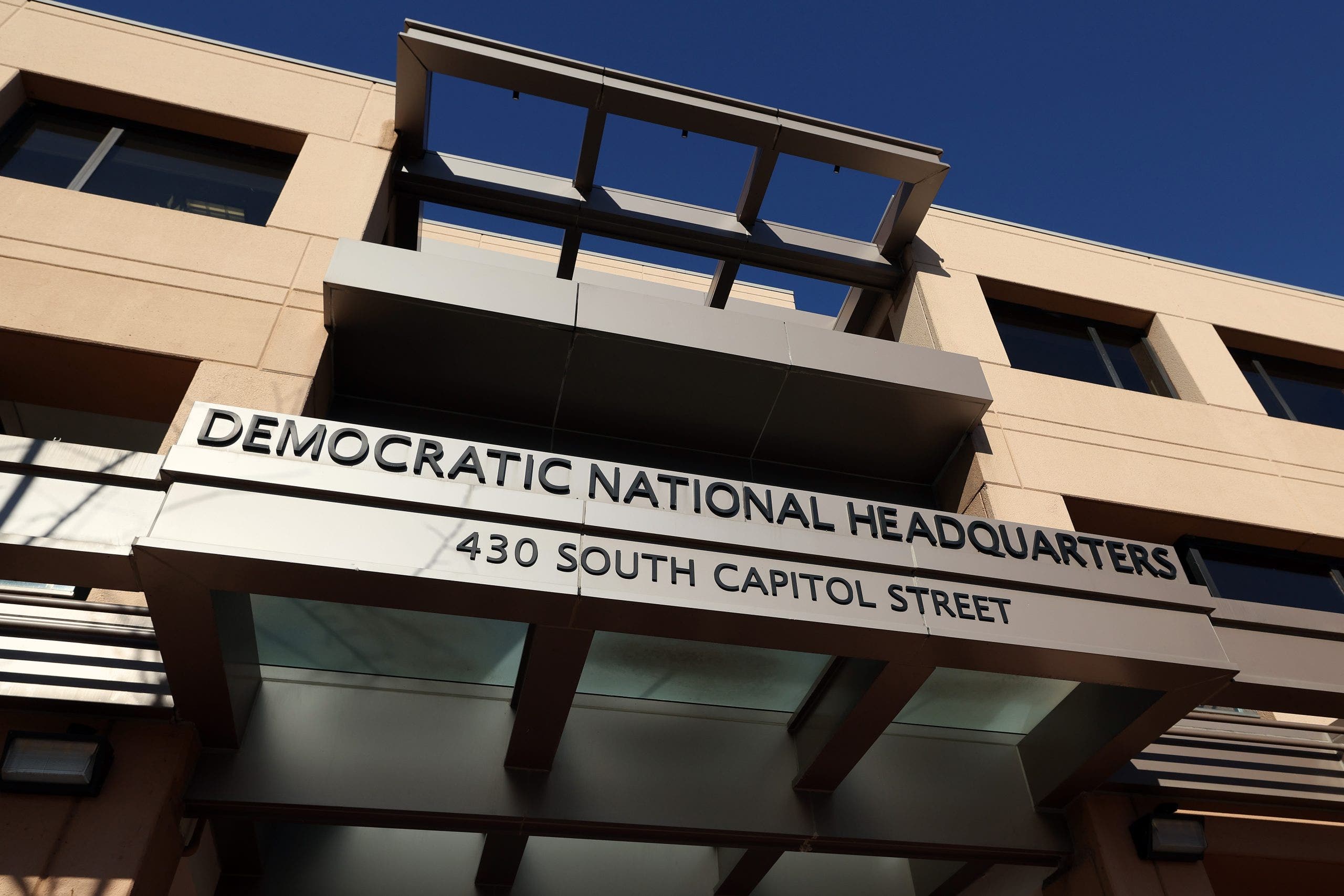 'Potential bomb threat' at DNC Headquarters, Capitol Police responding