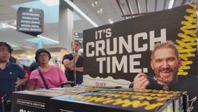 Alexander Ovechkin visits Giant grocery store to celebrate launch of limited-edition cornflakes