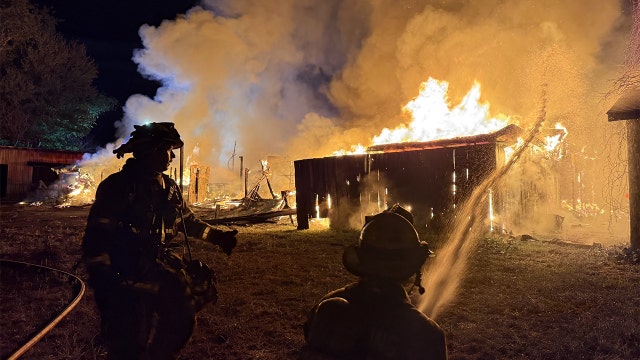 Flames rip through Krop’s Crops market in Fairfax County