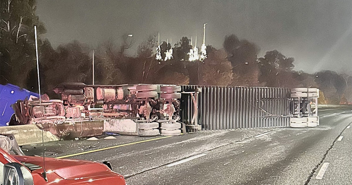 Overturned tractor-trailer causes major delays on I-495 in Chevy Chase ...