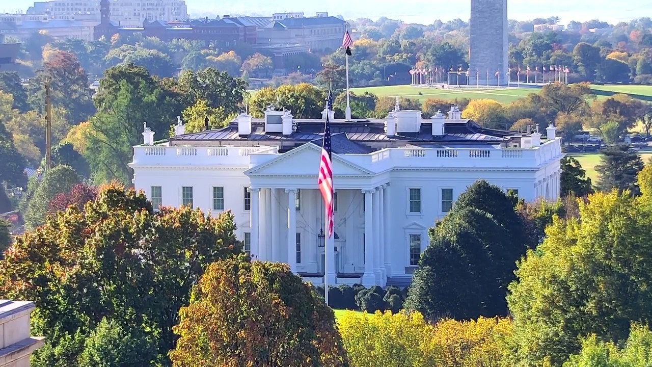 White House demolition begins on East Wing to make way for Trump’s $250 million ballroom