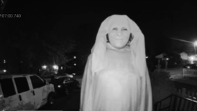 Group in Halloween masks tries to break in home, threaten homeowners