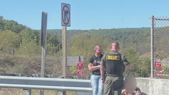Quick-thinking off-duty officers talk suicidal man down from Maryland bridge