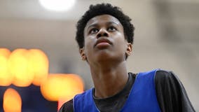 Maryland basketball star Baba Oladotun commits to UMD