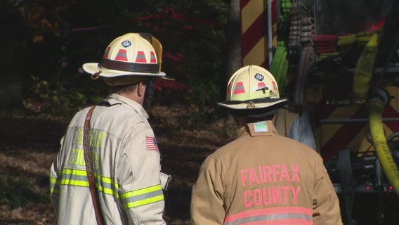 Herndon house fire leaves 2 dead; neighbors tried to help with garden hose