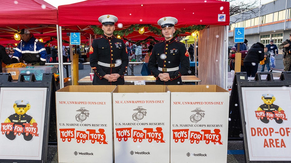e9b8e1a8-toys-for-tots-quantico.jpg