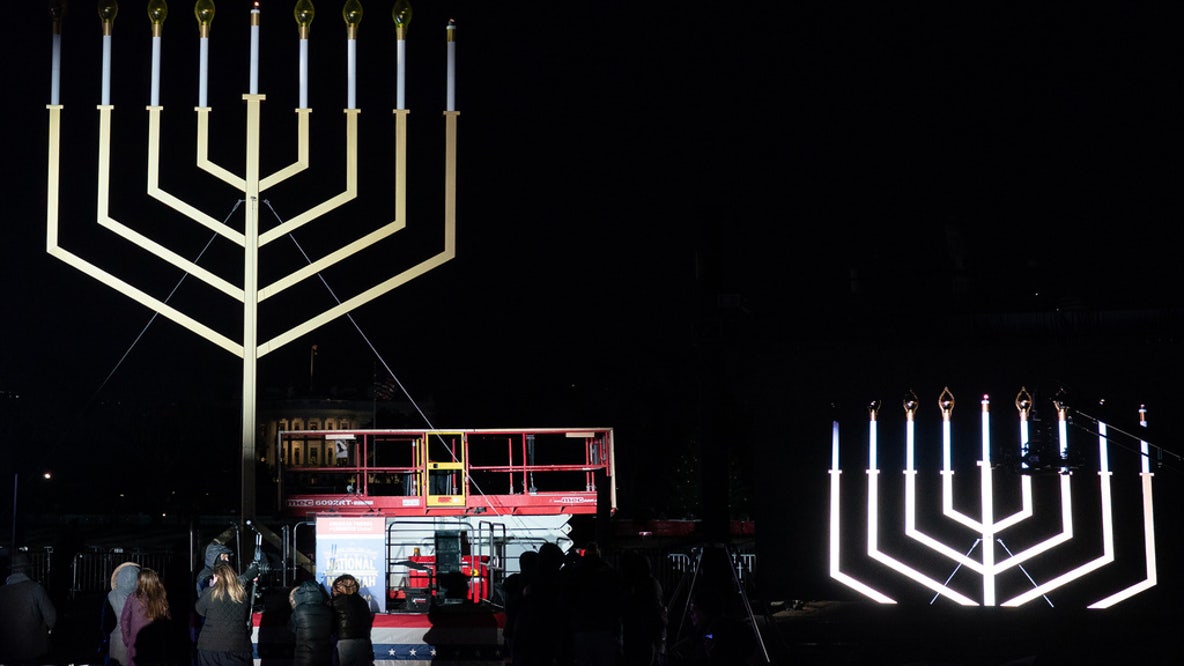 National Menorah Lighting takes place in DC following Sydney attack