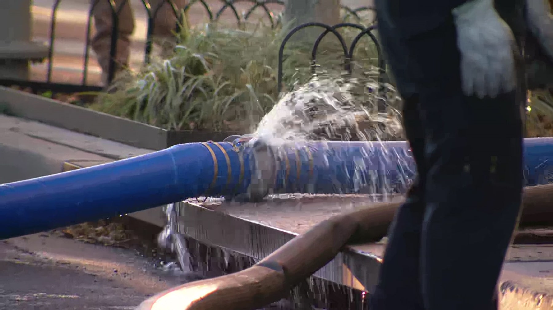 Hundreds remain displaced after massive water leak in Wheaton