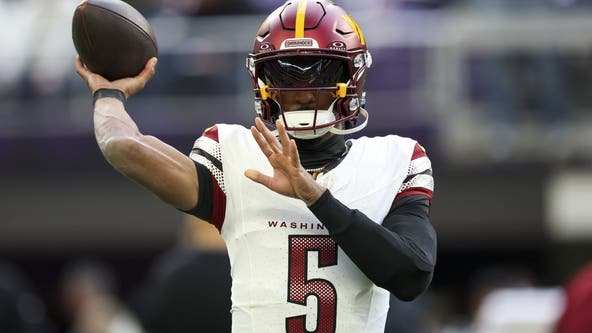 Commanders' QB Jayden Daniels reinjures elbow, exits game against Vikings