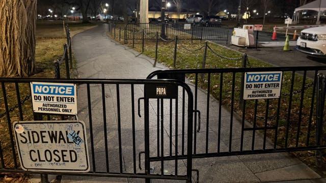 National Christmas Tree site closed off early on first day of public display