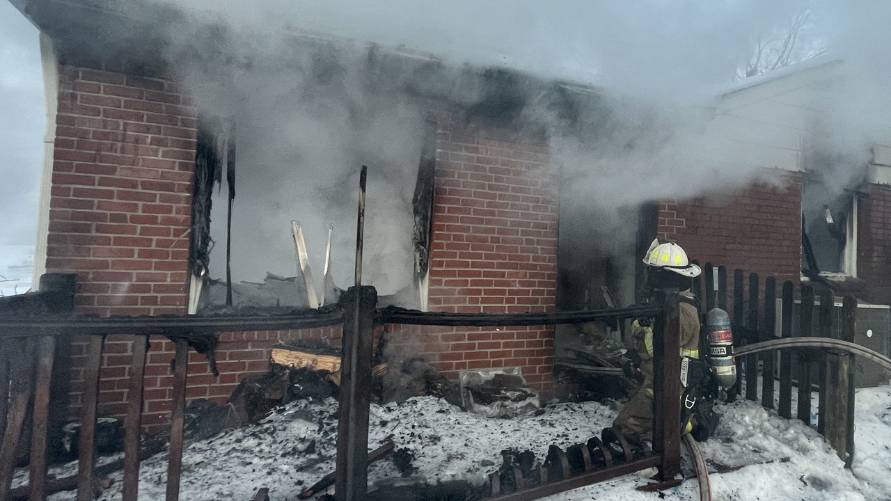 Fairfax County house fire sends firefighters, occupants to hospital