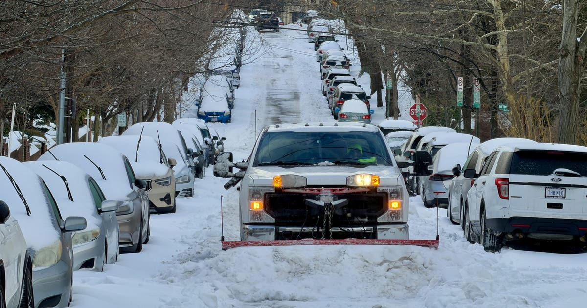 Volunteers step up to drive hospital workers through post-storm conditions