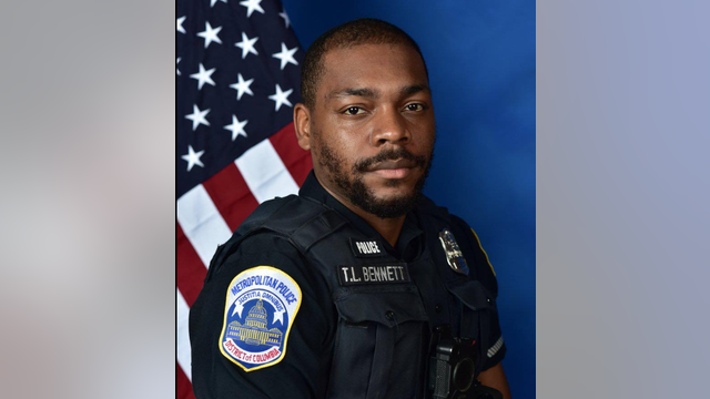 MPD officer left in critical condition after being hit on I-695 has died, police say