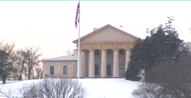 Virginia senator proposes legislation to remove Robert E. Lee's name from Arlington House