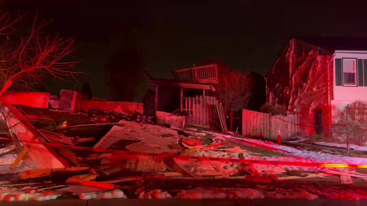 Centreville house explosion: Natural gas line leaking, homes evacuated, officials say