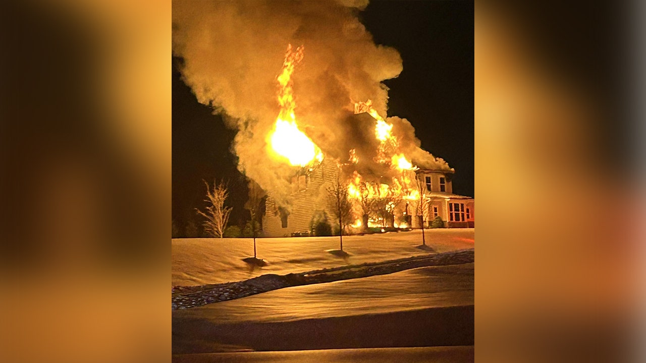 5 transported after massive house fire in Frederick County