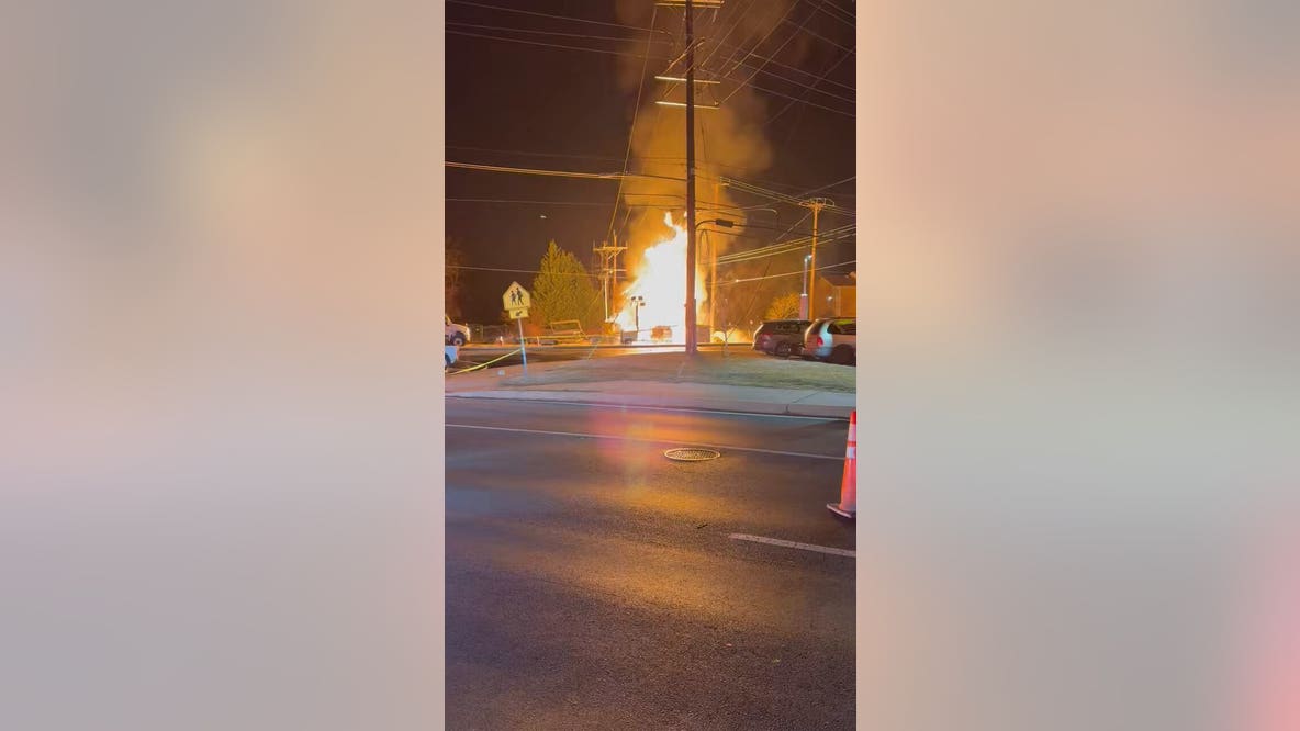 1 injured after gas leak leads to home explosion in Prince George's County