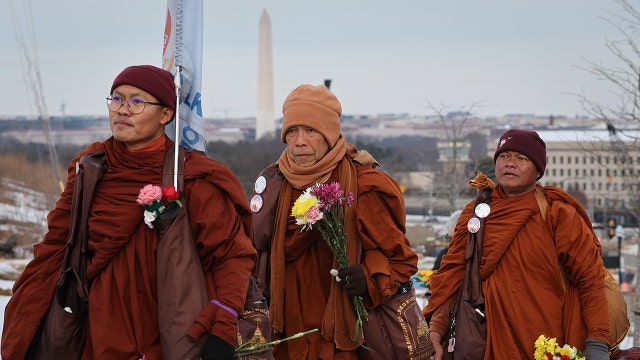 Monks 'Walk for Peace' reaches DC
