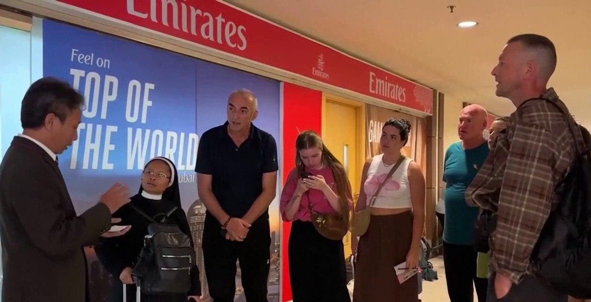 Thousands of Americans stranded in Middle East as Iran conflict disrupts travel