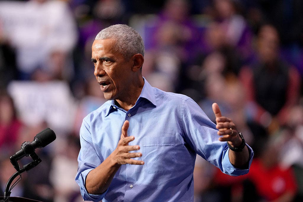 Virginia redistricting: Obama urges residents to vote 'yes' during early voting