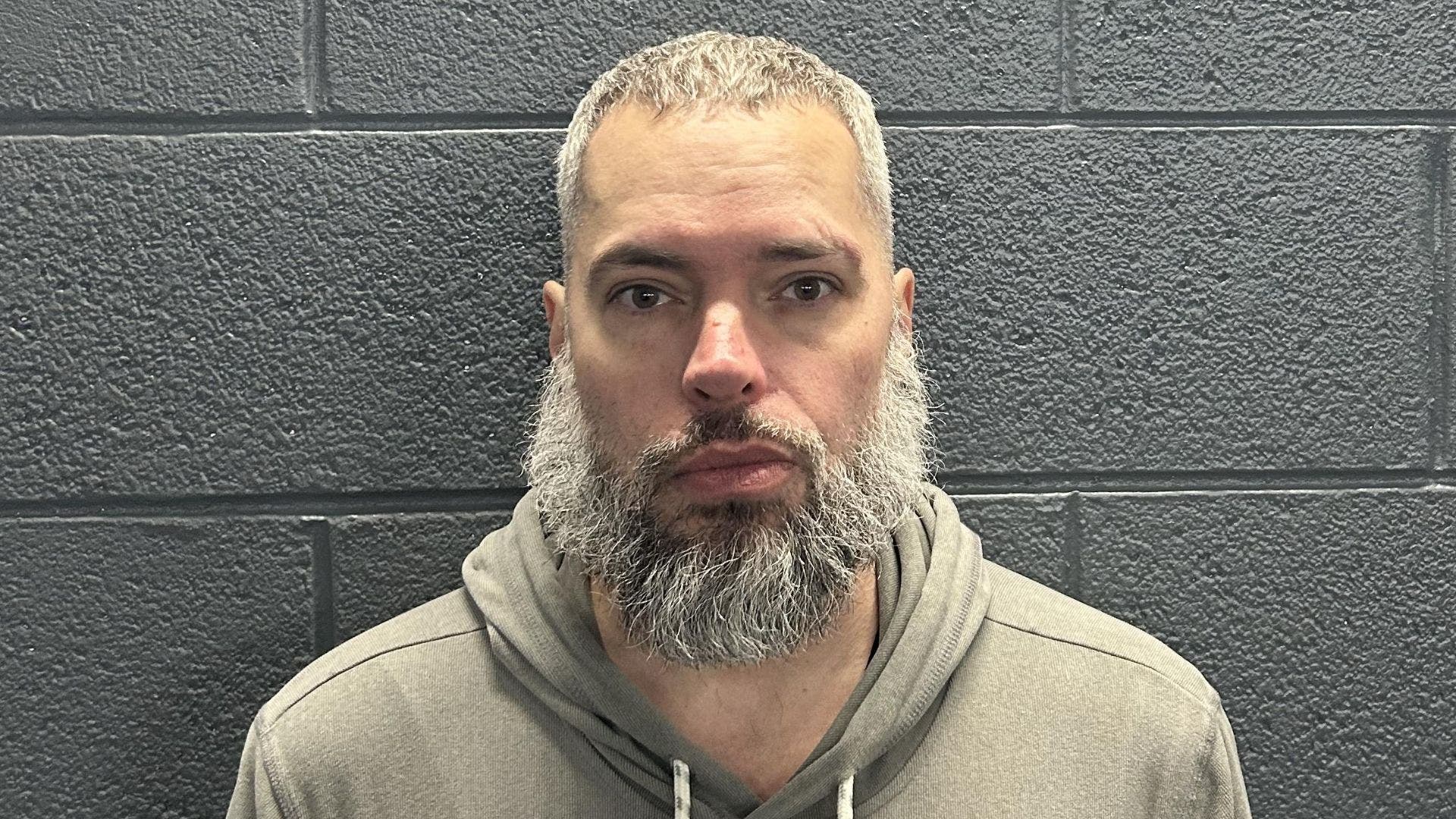 Virginia man facing third DUI after police chase ends in crash