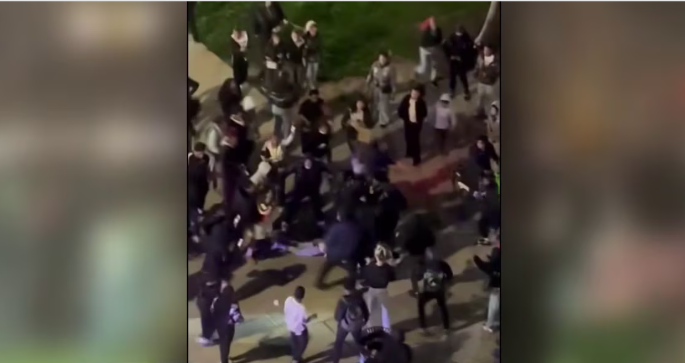 Suspects wanted after chaos breaks out during teen gathering in Navy Yard