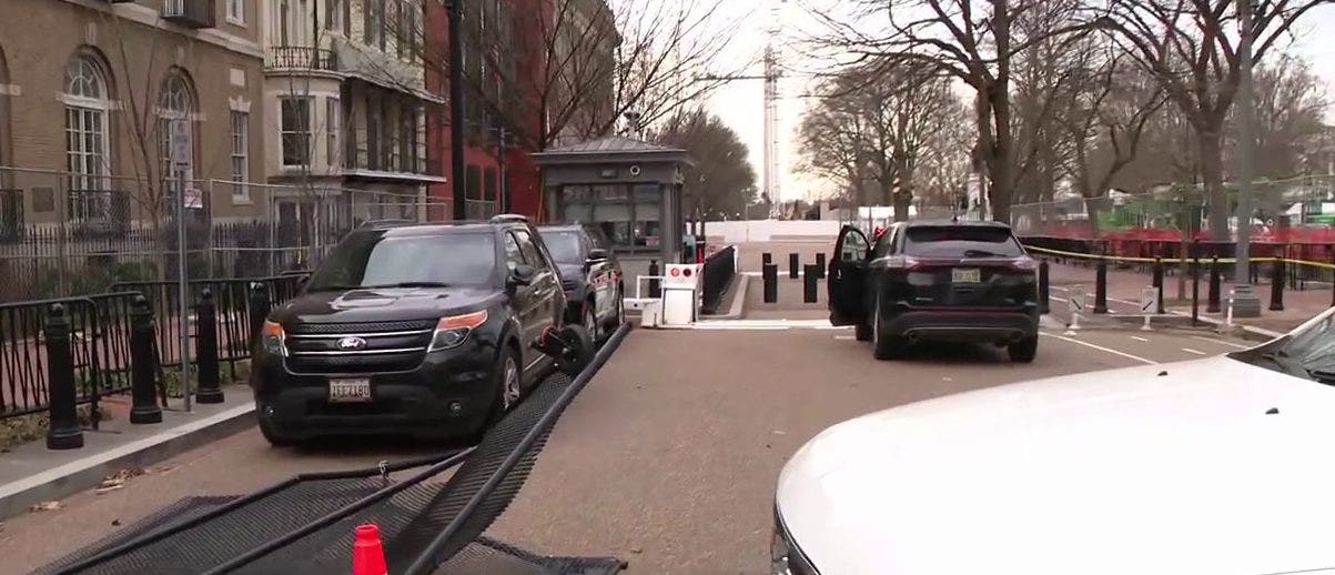 Vehicle drove through barricade outside White House; driver apprehended: officials