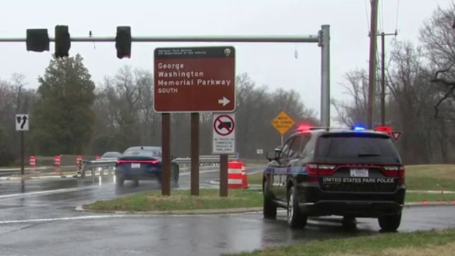 Deadly crash, downed tree shut down parts of George Washington Memorial Parkway