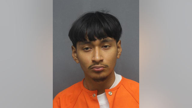 Virginia man offered 'Robux' to minors in exchange for sexually explicit photos, videos: police