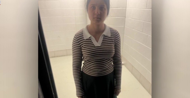 Alleged jewelry-stealing con artists wanted in Fairfax County